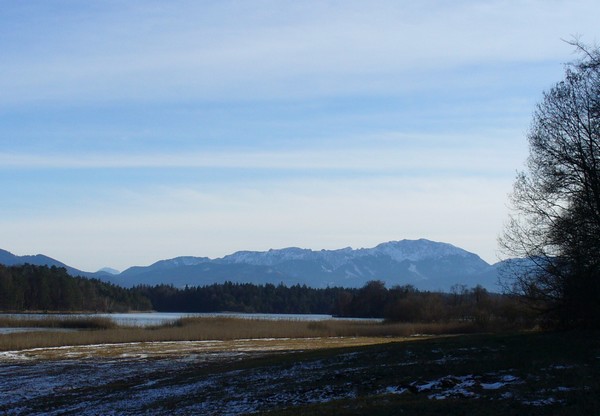 Ostersee mit Benediktenwand